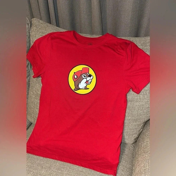 BUC-EES Bucees unisex short sleeve red beaver t-shirt Medium - Picture 1 of 3